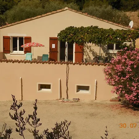 Casa de Férias Les Cigales Du Ventoux