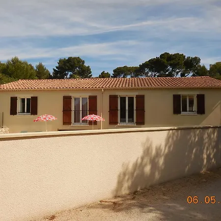 Les Cigales Du Ventoux Casa de Férias *
